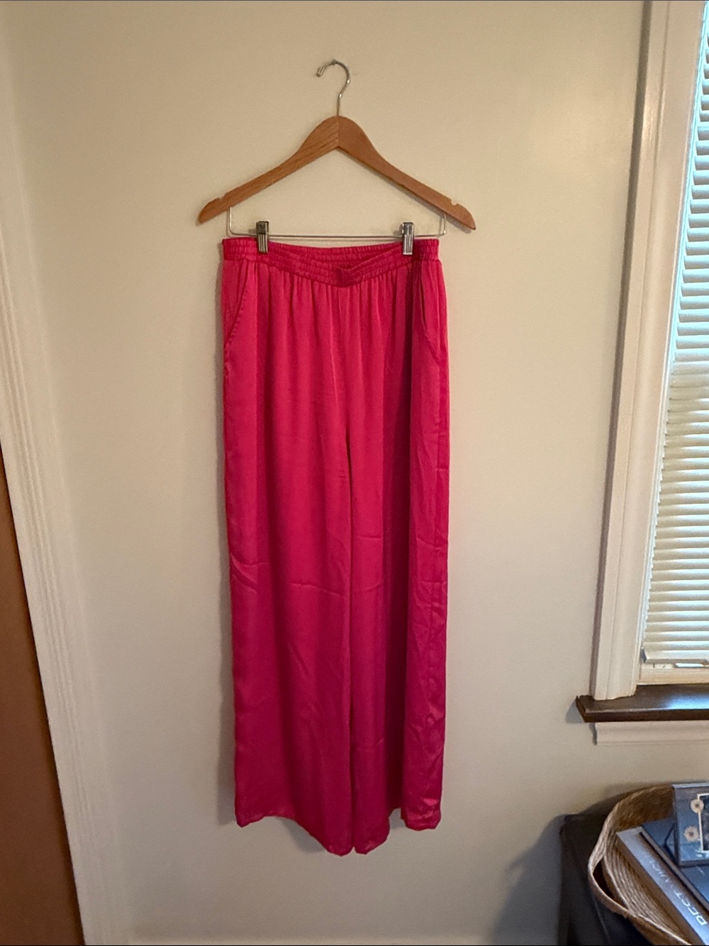 Boutique Women's Satin Wide-Leg Pants - Hot Pink